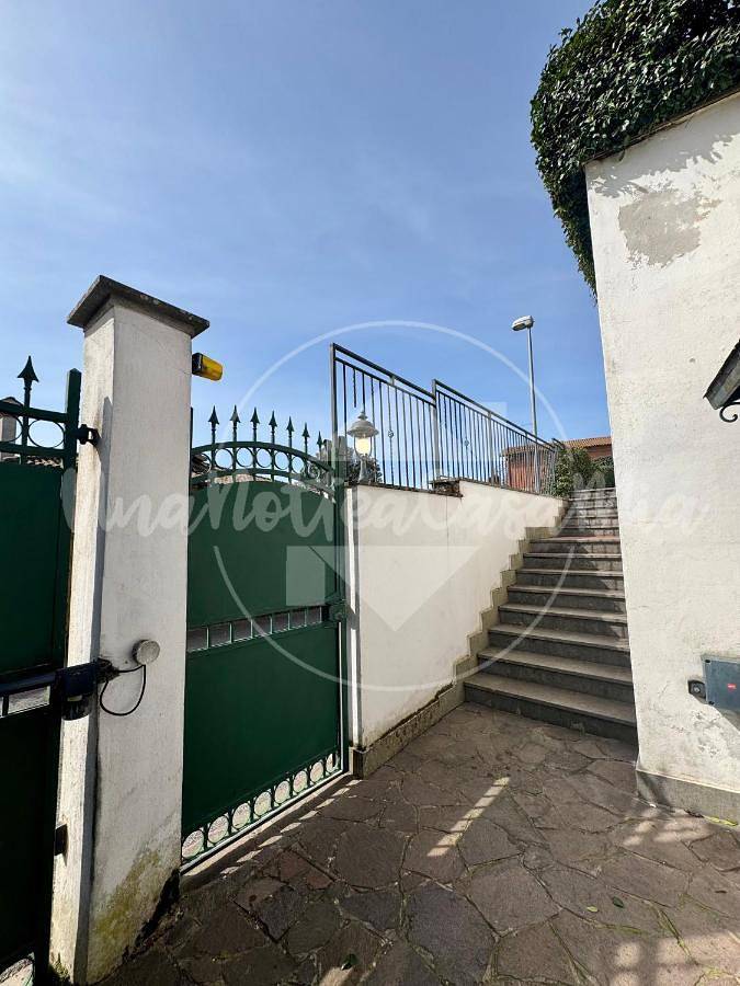 Villa in Sacrofano, Provincia di Roma
