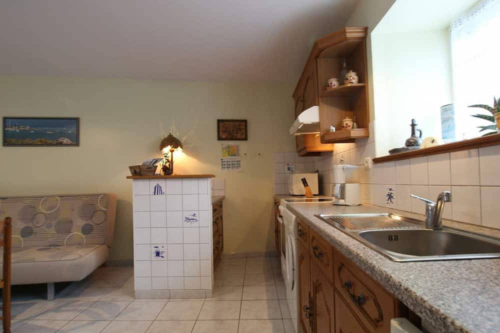 Casa acogedora cerca de la playa con terraza, barbacoa y Wifi. Ideal para familias. in Hauteville-sur-Mer, Coutances y alrededores