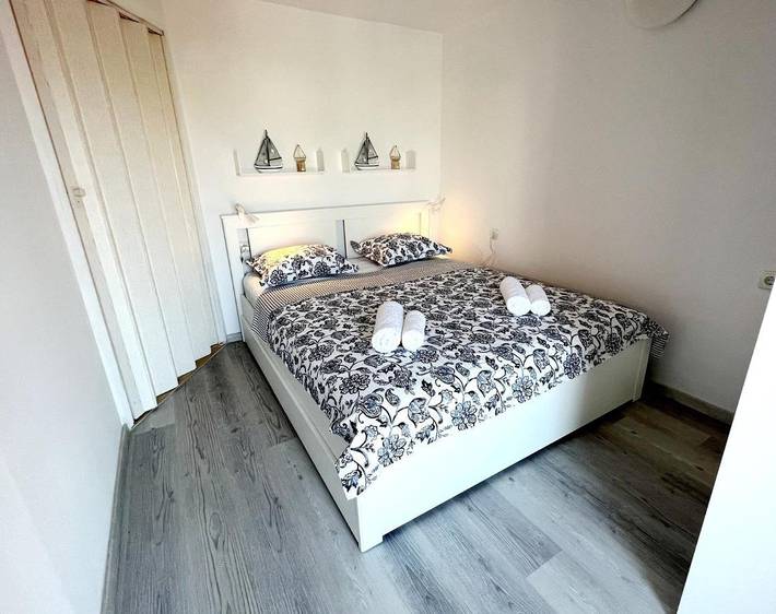 Ferienhaus für 6 Personen, mit Terrasse und Ausblick, mit Haustier in Banjol - 3