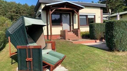 Ferienhaus für 3 Personen, mit Terrasse und Garten in Sellin