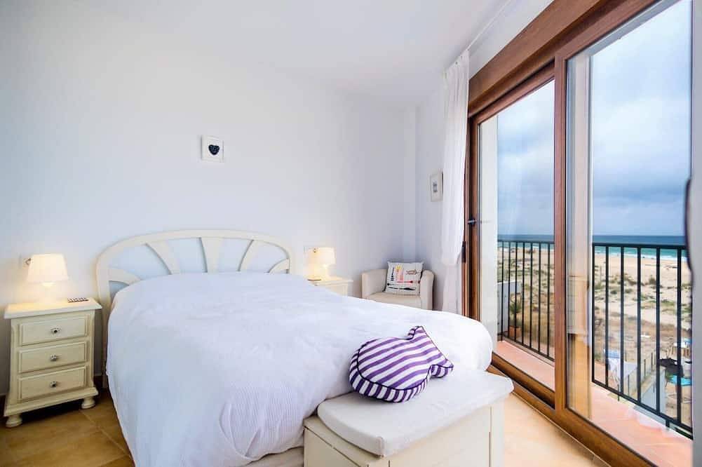 Ganze Wohnung, Hervorragende Wohnung in der 1. Linie des Strandes, im Dorf Zahara in Playa Zahara de los Atunes, Barbate