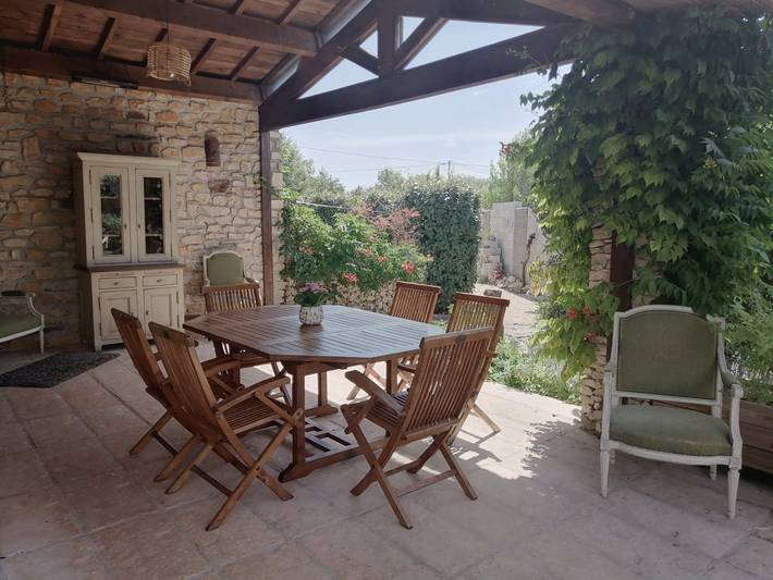 Location de vacances pour 2 personnes, avec jacuzzi et jardin ainsi que piscine et sauna en Ardèche - 3