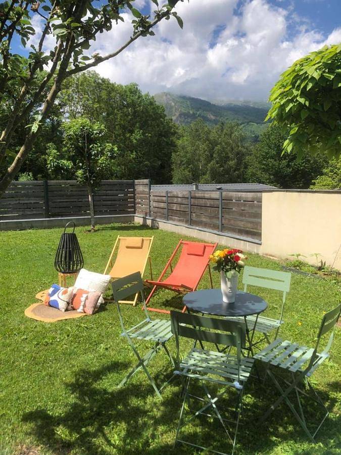 Gîte pour 4 personnes, avec vue à Bourisp - 2