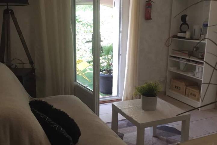 Gîte pour 2 personnes, avec jacuzzi et jardin à Le Cannet-des-Maures - 3