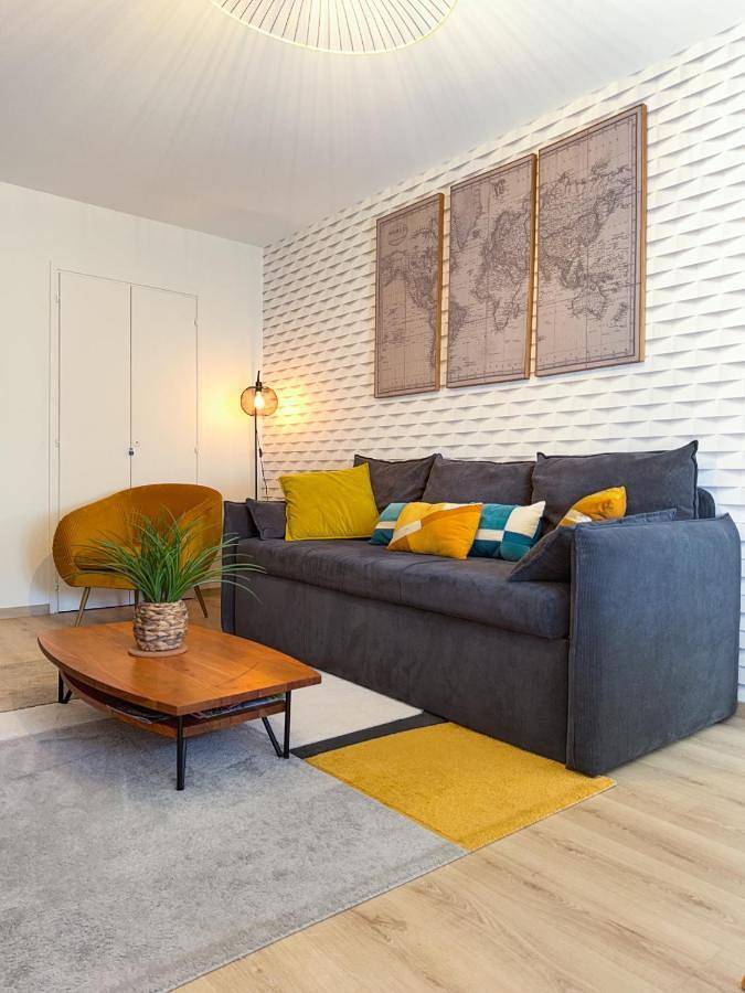 Gîte pour 2 personnes, avec terrasse et vue à Aurillac - 2