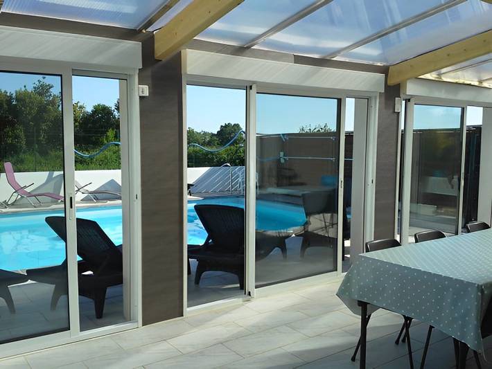 Gîte pour 8 personnes, avec jardin ainsi que terrasse et piscine à Saint-Crépin-et-Carlucet - 2