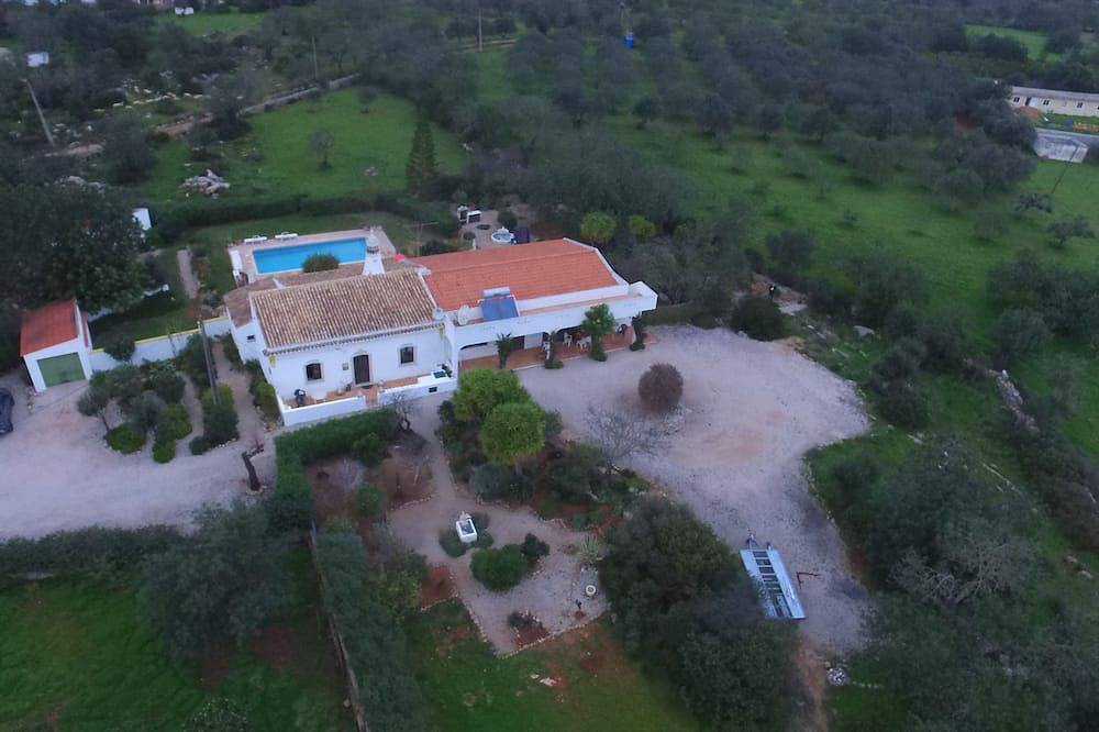 Beautiful quiet apartment close to everything in Boliqueime, Faro Distrikt