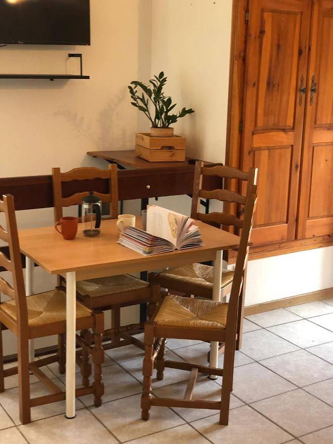 Gîte pour 4 personnes, avec terrasse et vue à Reynès - 4