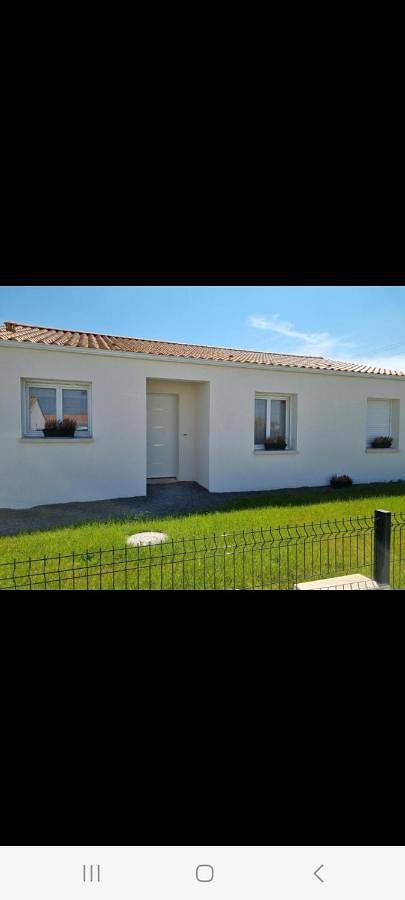 Gîte pour 4 personnes, avec jardin et vue à Vairé