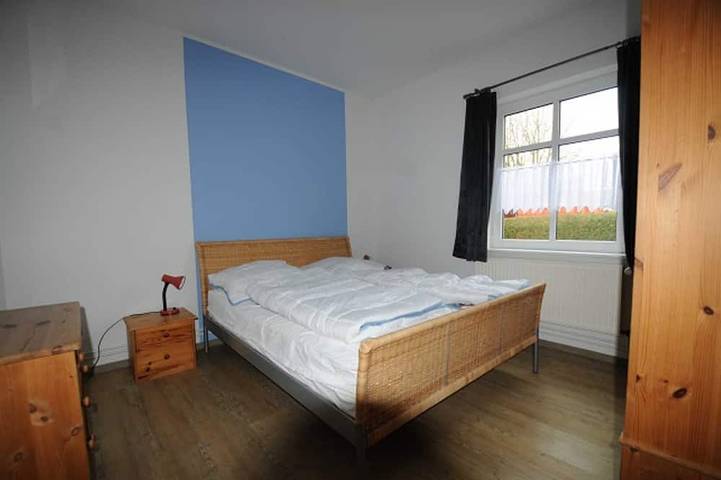 Ferienwohnung für 2 Personen, mit Terrasse und Garten in Carolinensiel - 3
