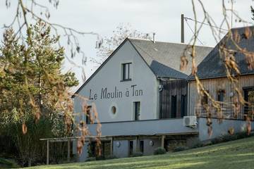 Gîte pour 5 personnes, avec jardin et terrasse à Saché