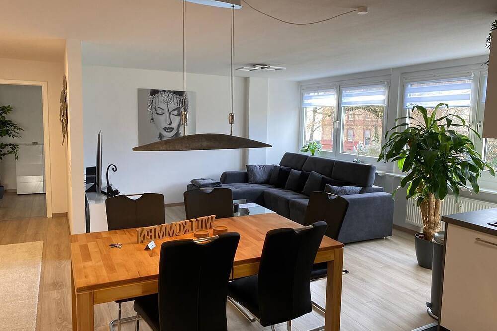 Ganze Wohnung, Kl26: Modern 2 Bedroom Downtown Apartment in Kaiserslautern, Saar-Nahe-Bergland