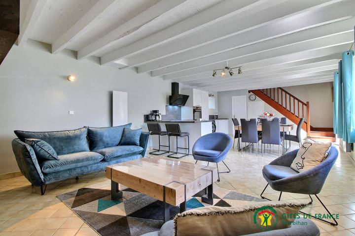 Gîte pour 6 personnes, avec jardin et piscine à Larmor-Baden