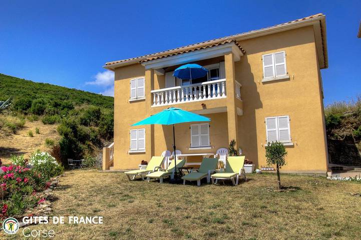 Gîte pour 4 personnes, avec Terrasse et Jardin à Luri - 3