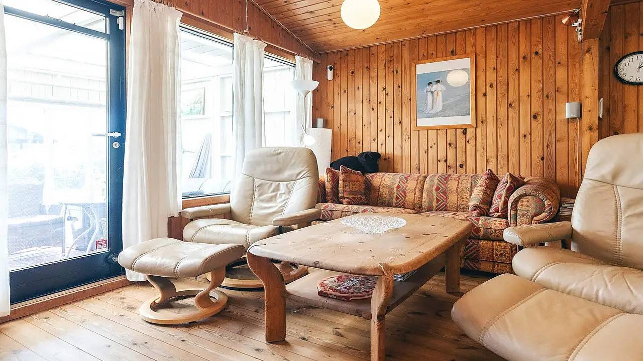 Feriehus for 6 personer med have in Bogø