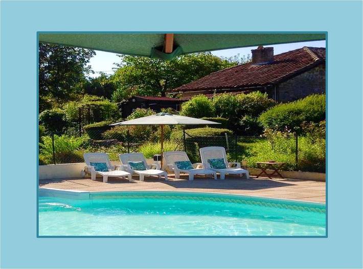 Gîte pour 4 personnes, avec piscine, animaux acceptés dans Terres-de-Haute-Charente - 3