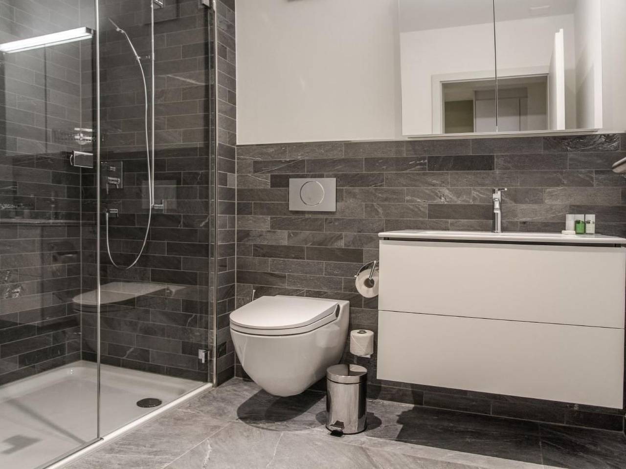 Apartamento entero, Apartment Jungfraucenter Roteflue in Interlaken, Lago de Thun