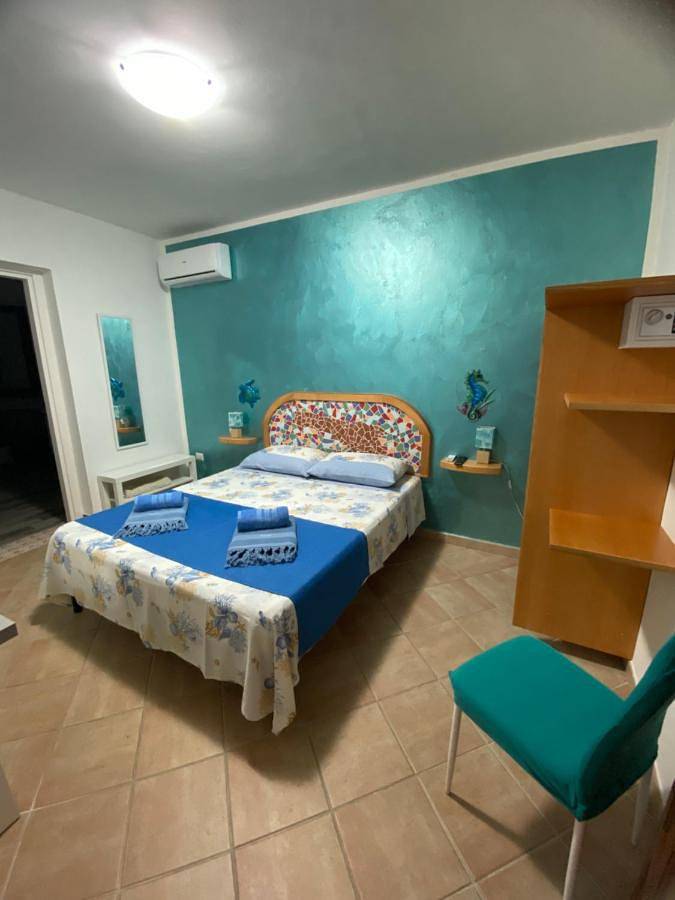 L’Olimpo sul mare in Lampedusa Città, Isole Pelagie