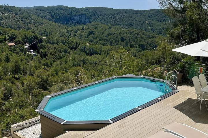 Villa für 8 Personen, mit Terrasse - 1