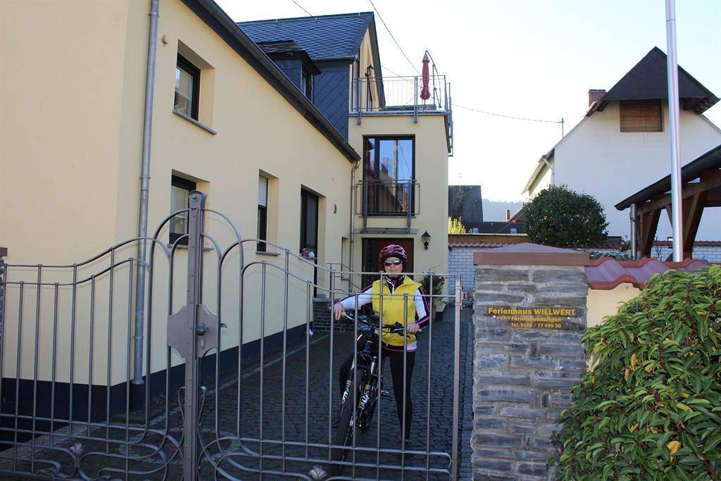 Ganze Ferienwohnung, 2-Bettwohnung "Urlaubsglück" in Klüsserath, Moseleifel