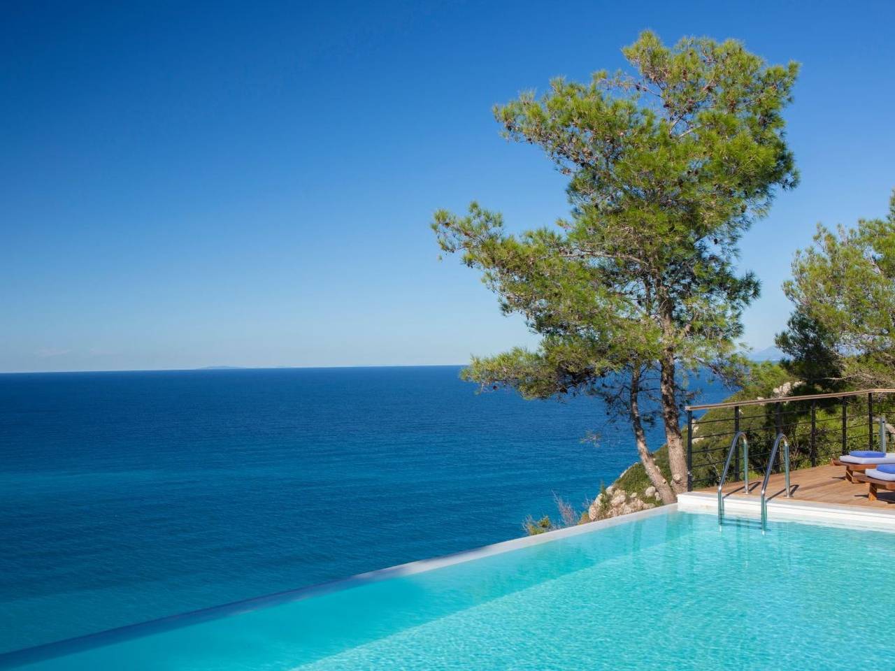 Milos Bay Villas- Brandneue moderne Villa mit spektakulärem Blick auf den Stran in Agios Nikitas, Griechenland