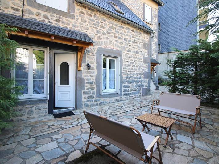 Gîte pour 4 personnes, avec terrasse à Mont-Dore - 2