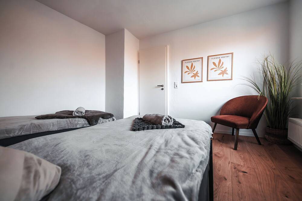 Ganze Wohnung, Flexhome Stilvolle Ferienwohnung in Lippstadt, Kreis Soest