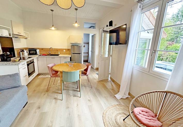Gîte pour 8 personnes, avec jardin et terrasse - 1
