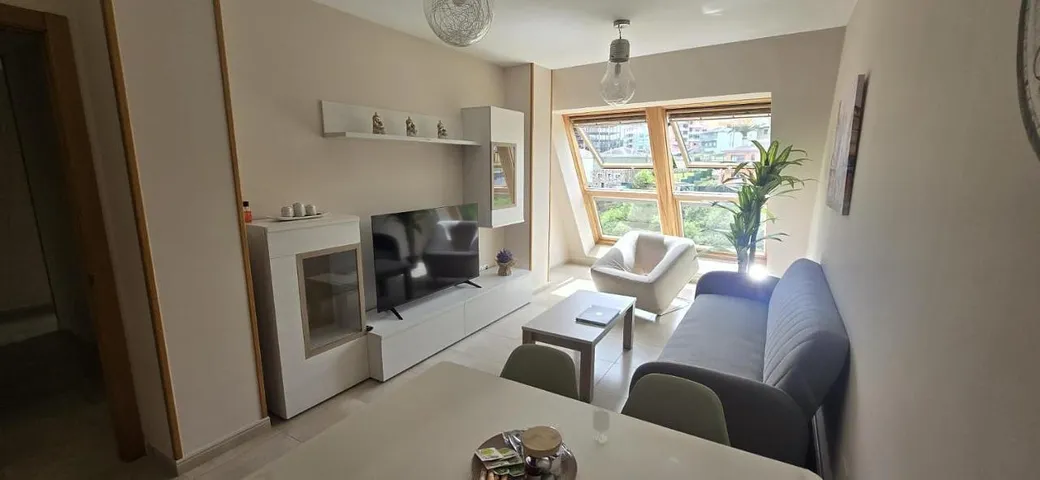 Ferienwohnung für 4 Personen, mit Pool und Ausblick - 1