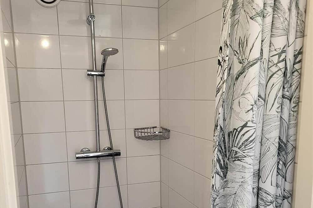 Grevelingen Zich. 8 Persoons Villa met Subliem Uitzicht in Brouwershaven, Zeeuwse Kust
