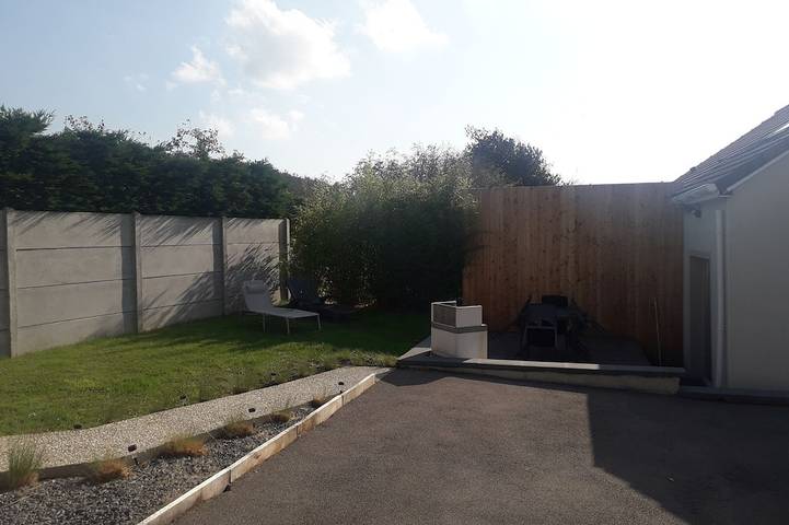 Location de vacances pour 4 personnes, avec terrasse et jardin à Saint-Étienne-au-Mont