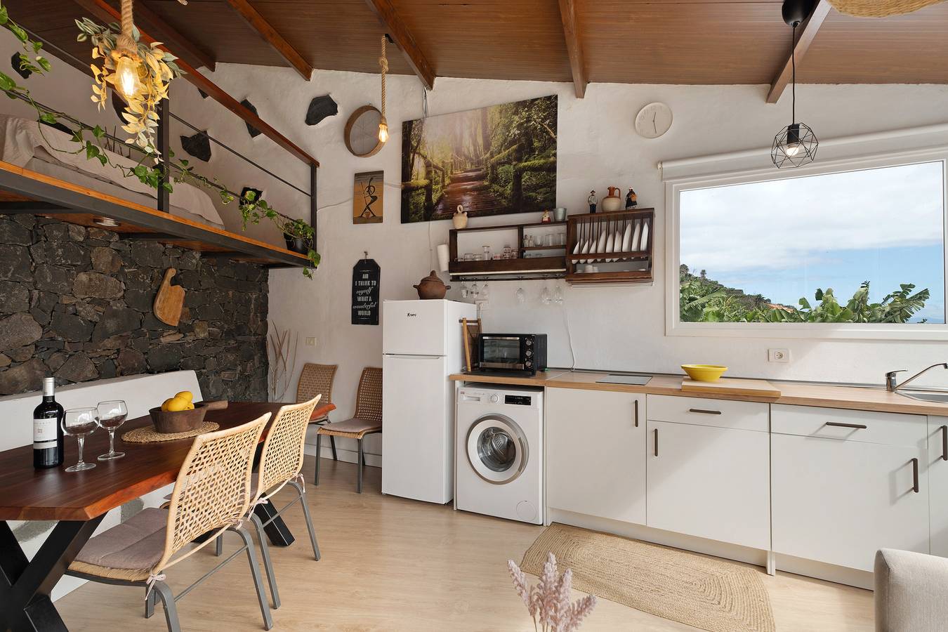 Casa de vacaciones "Tajaraste 2" con vistas al mar y a la montaña, terrazas privadas y Wi-Fi in El Tabaibal, Hermigua