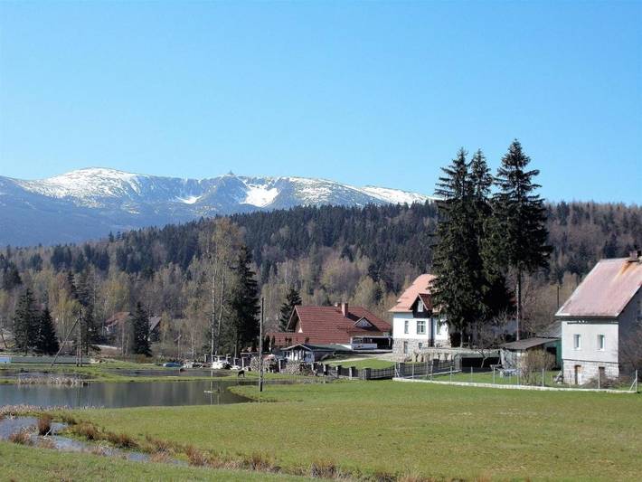 Apartament wakacyjny dla 8 osób, z ogród i widok oraz sauna, zwierzęta dozwolone w Piechowice