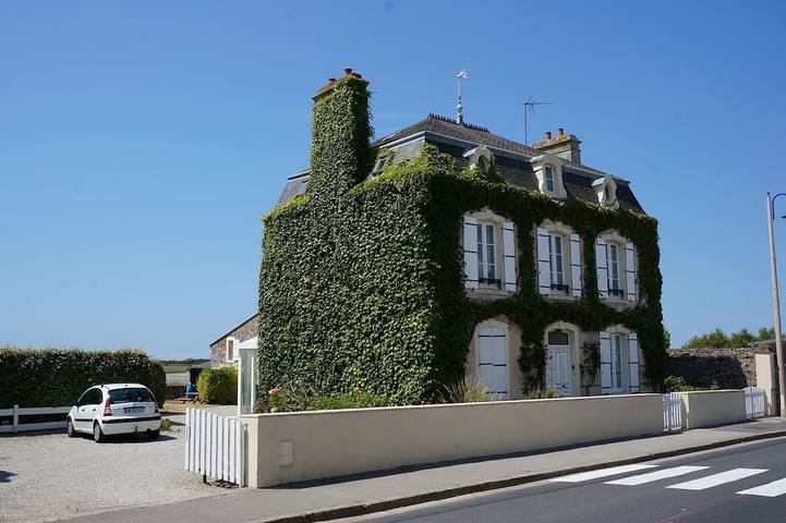 Appartement entier, Appt 2Pièces 25m²  2 pers au 1er étage vue sur le havre de Portbail in Port-Bail-sur-Mer, Côte de la Déroute