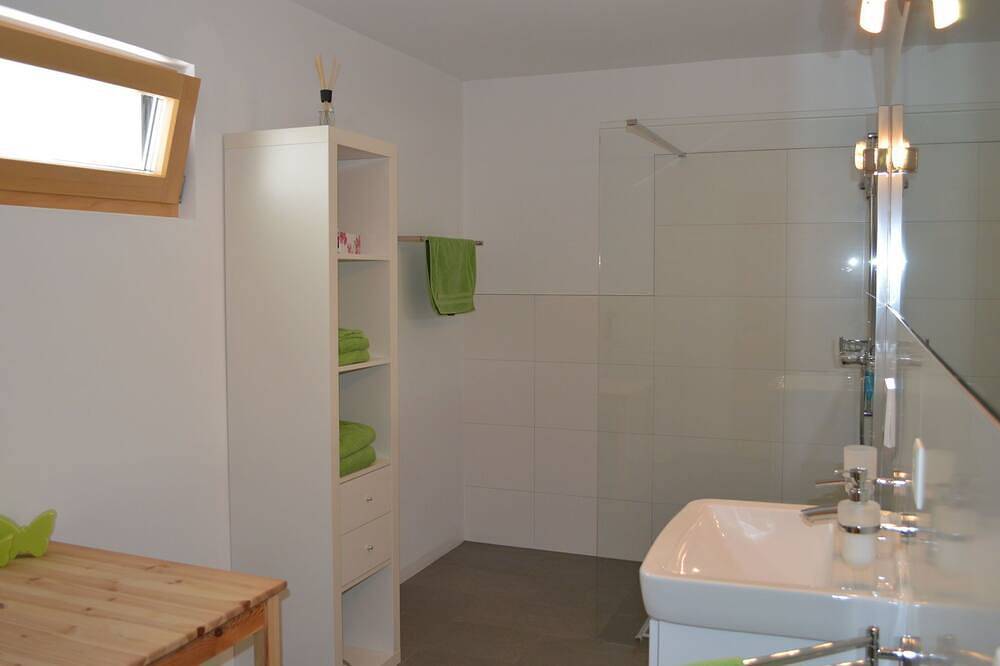 Ganze Wohnung, Chasa Sumovia, (Sta. Maria - Santa Maria Val Müstair) in Sta. Maria im Val Müstair, Val Müstair