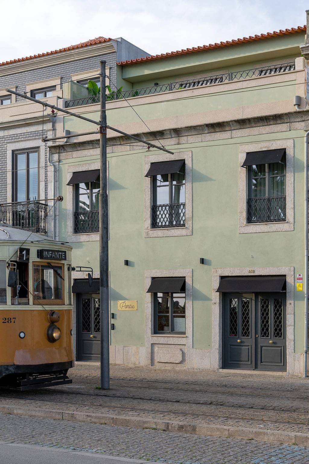 Ganze Wohnung, Portie Deluxe Suites #11 in Foz do Douro, Porto