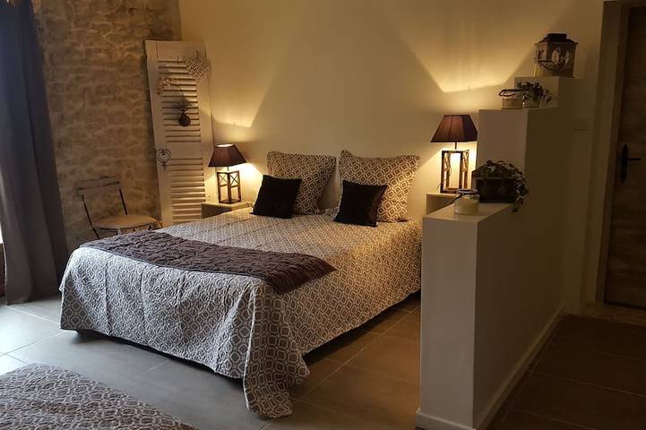 Gîte pour 8 personnes, avec piscine et jardin à Sérignan-du-Comtat - 2