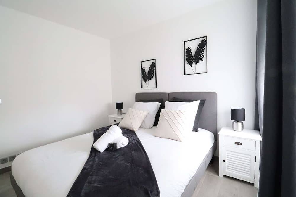 Entire apartment, Frenchy by Plaza - Proche Disneyland Appt 4 Pers in Serris, Seine-et-Marne