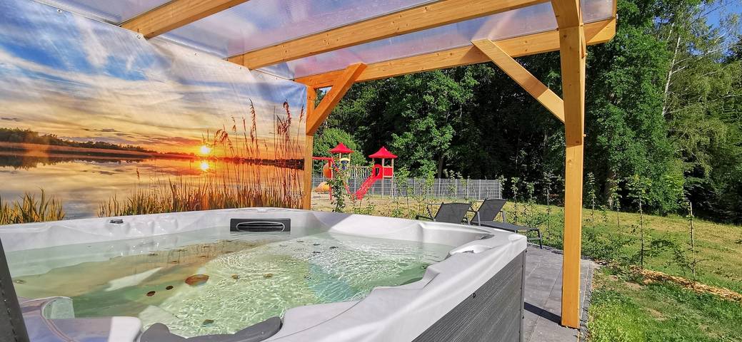 Ferienhaus für 6 Personen, mit Whirlpool und Terrasse sowie Garten und Sauna in Lenz - 2