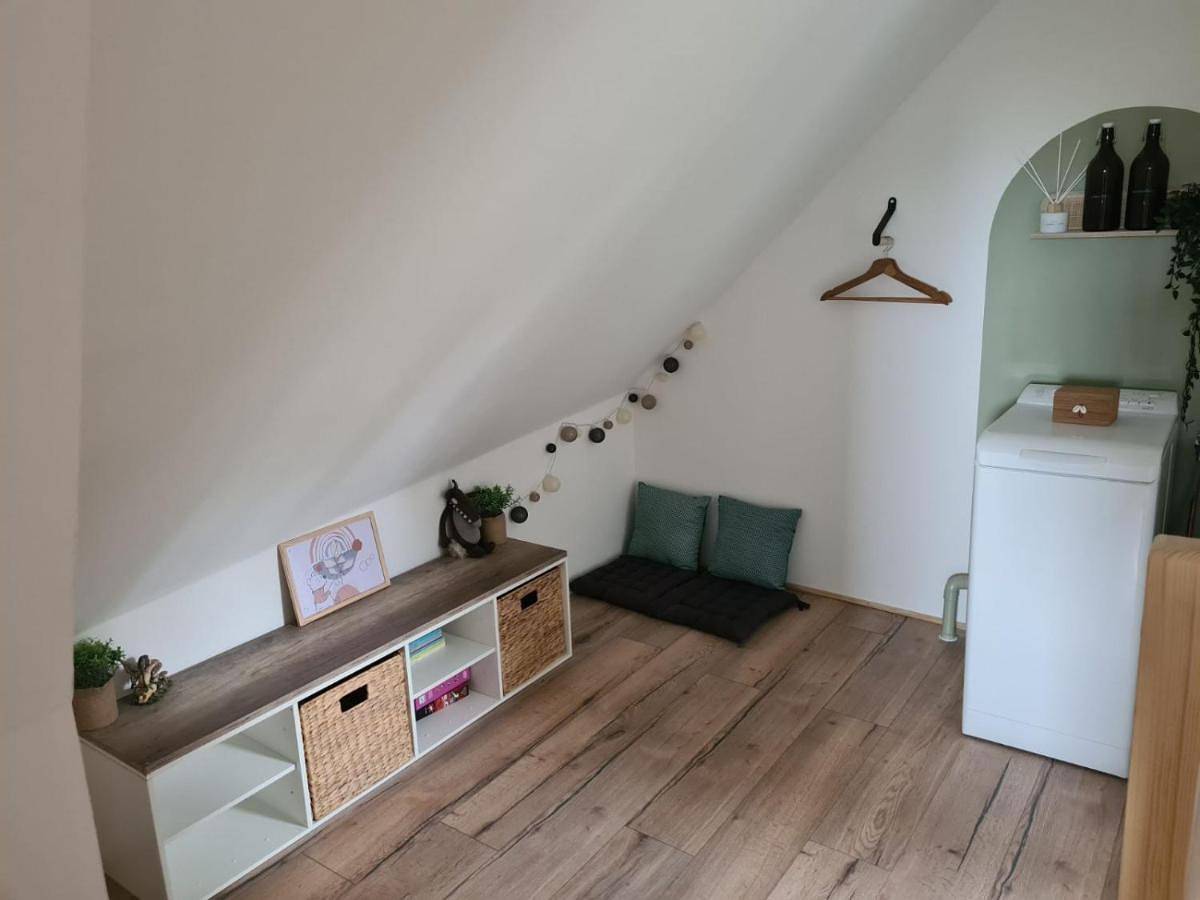 Two-Bedroom House in Les Rosiers-sur-Loire, Vallée de la Loire