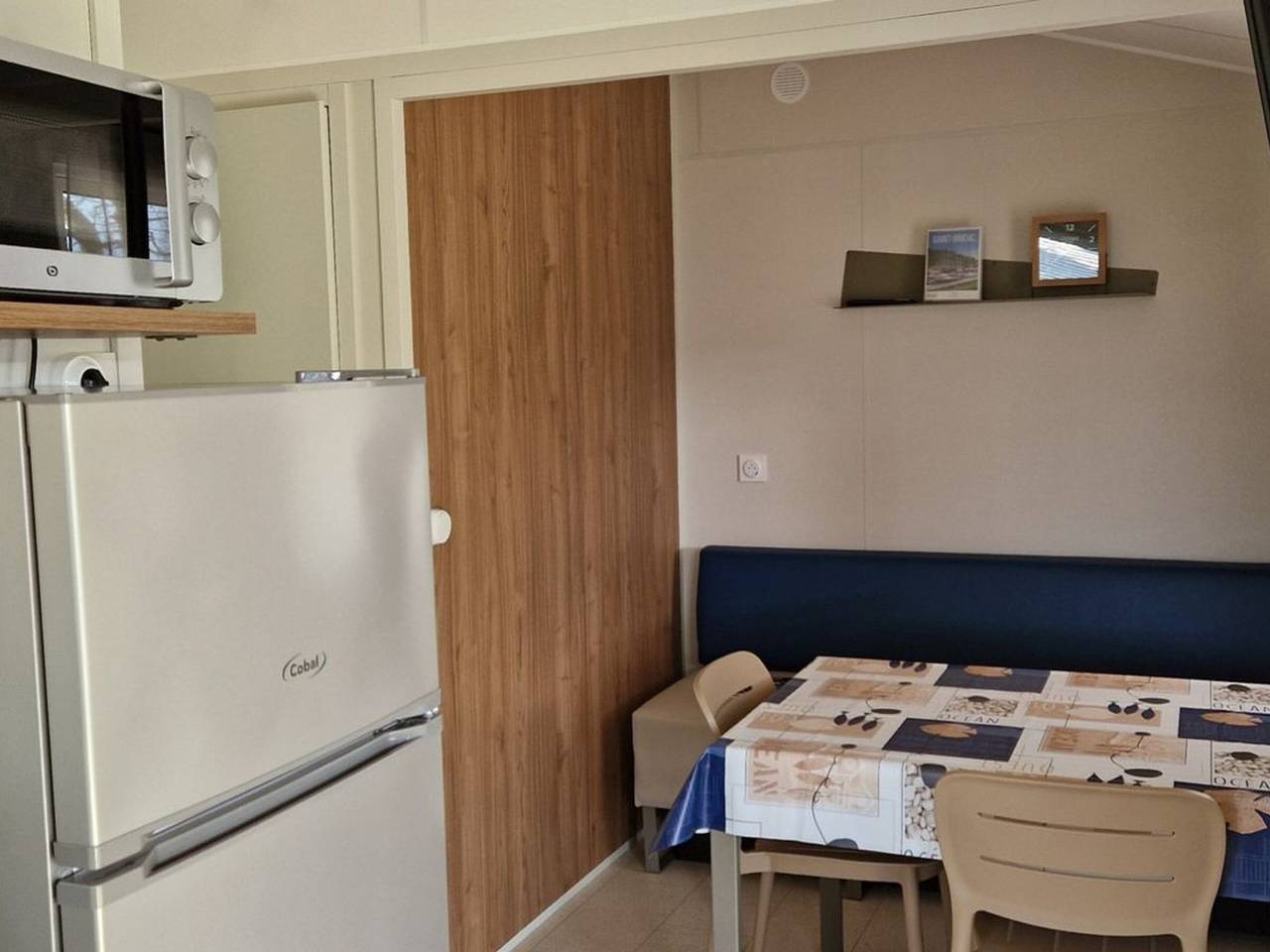Cozy mobile home for 2 with equipped kitchen in Pordic, Côte de Goëlo