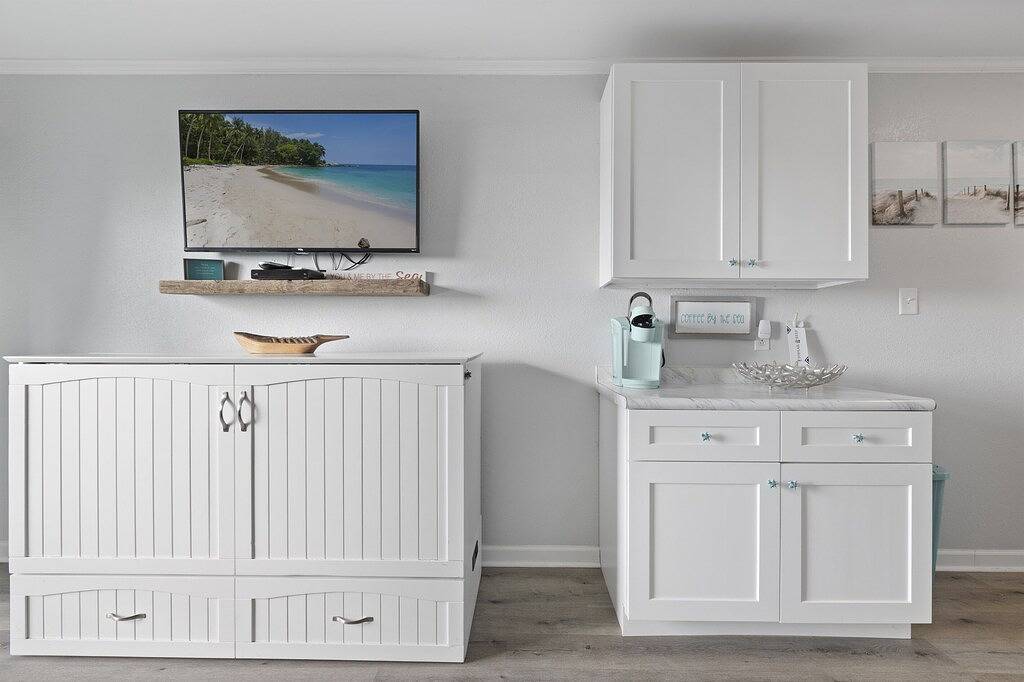 Ganze Wohnung, By The Sea: Gorgeous ocean views with balcony! in North Topsail Beach, Camp Lejeune