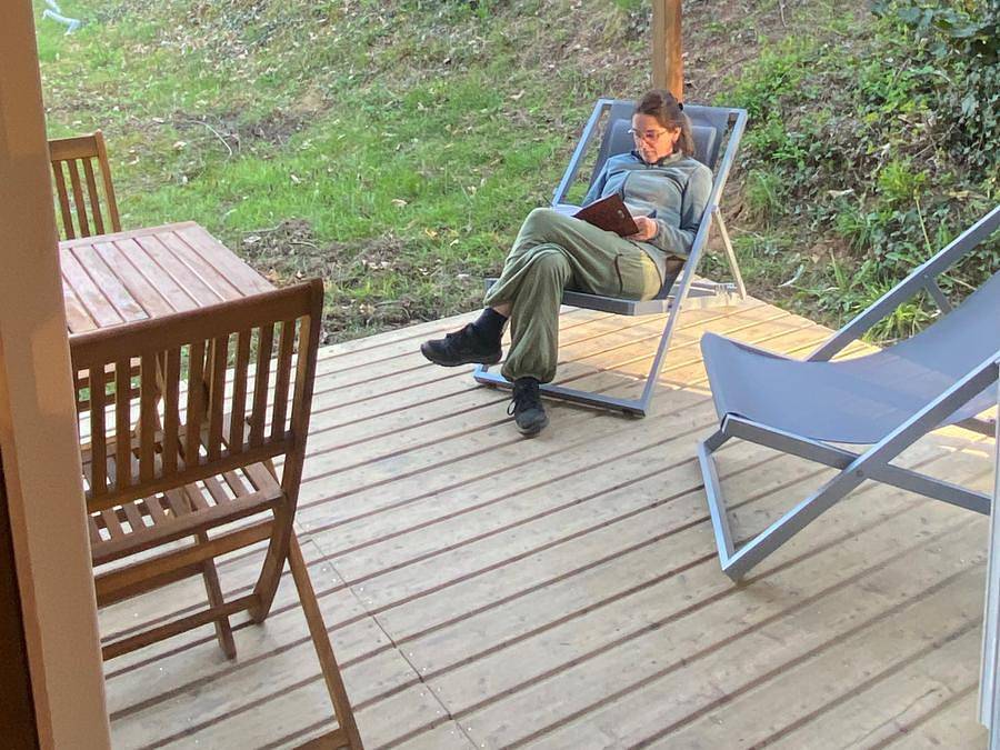 Camping les Pialades - Mobilheim 4 personen - Cabane 21m² / 2 Zimmer (ohne Sanitäranlagen) in Nabirat, Périgord Noir