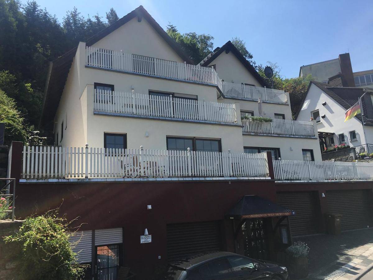 Ganze Wohnung, Apartment with Terrace in Assmanshausen, Rüdesheim am Rhein