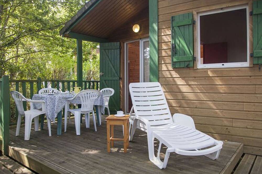 Chalet de 20m² à Naucelle avec terrasse in Naucelle, Aveyron