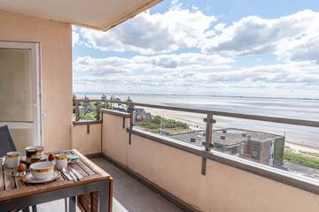 Ferienwohnung für 4 Personen, mit Pool und Sauna sowie Balkon, mit Haustier in Wyk auf Föhr (Stadt)