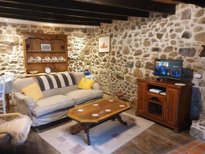 Location de vacances pour 5 personnes, avec piscine et jardin, animaux acceptés à Busserolles - 4