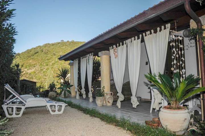 Ferienhaus für 6 Personen, mit Garten und Ausblick - 1