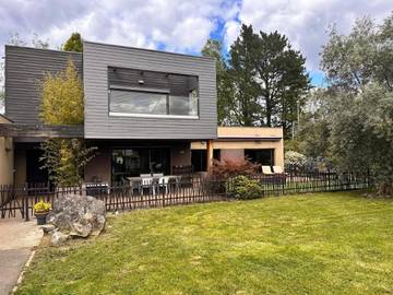 Villa pour 9 personnes, avec jardin ainsi que sauna et jacuzzi dans les Hautes-Pyrénées