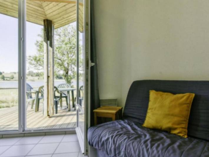 Location de vacances pour 6 personnes, avec terrasse et piscine à Saint-Gervais-d'Auvergne - 3